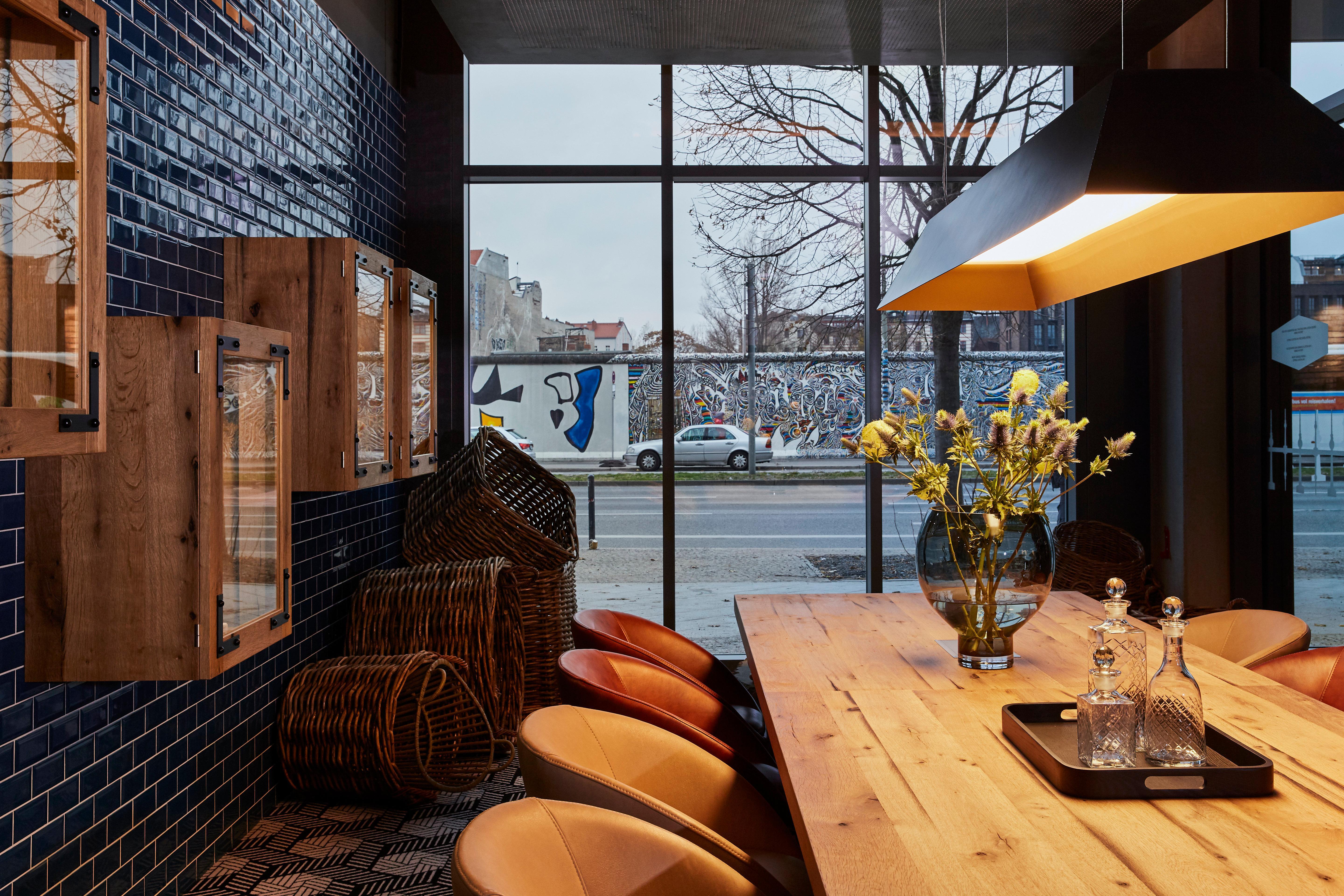 Hotel Indigo Berlin - East Side Gallery Exterior foto