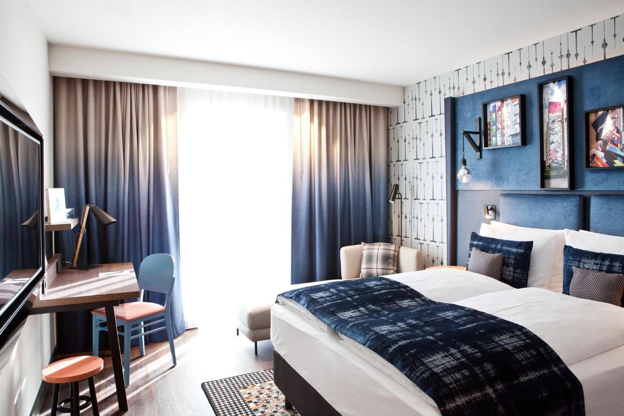 Hotel Indigo Berlin - East Side Gallery Exterior foto